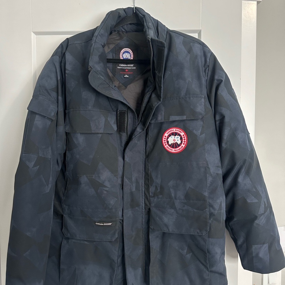Canada Goose Men's Black Jacket